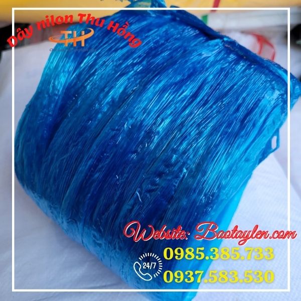 >>Dây nilon cuộn màu xanh nặng 1 ký. >>Dây nilon cuộn màu xanh nặng 1 ký.