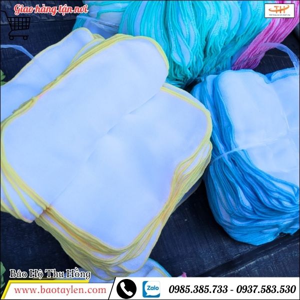 Khăn lau em bé mềm nhẹ giá rẻ.   Khăn lau em bé mềm nhẹ giá rẻ.