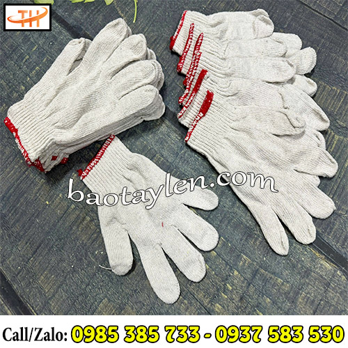 Bao tay len trắng viền đỏ Bao tay len trắng viền đỏ