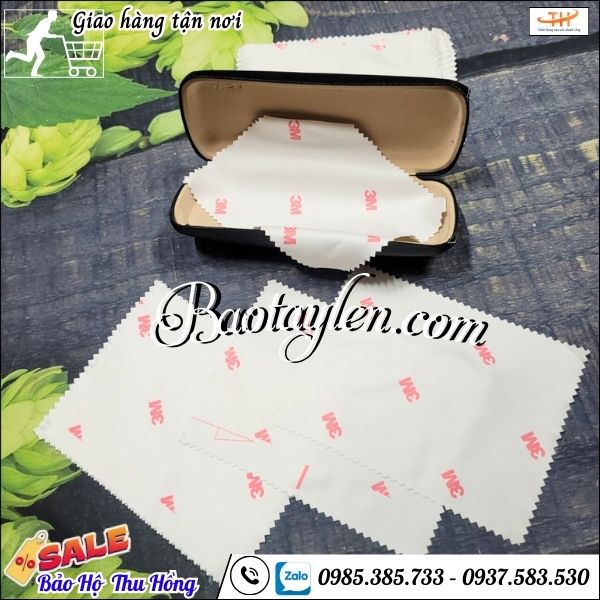 Khăn lau mắt kính siêu sạch. Khăn lau mắt kính siêu sạch.