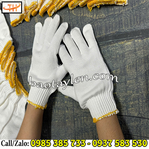 Bao tay len poly phù hợp với nhiều cỡ tay Bao tay len poly phù hợp với nhiều cỡ tay