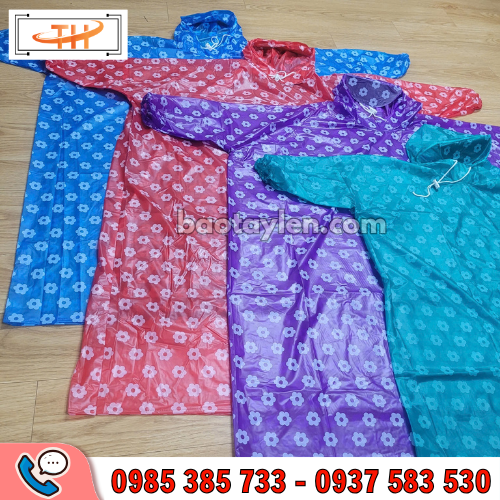 Áo mưa trẻ em trùm kín đa dạng với nhiêu màu sắc Áo mưa trẻ em trùm kín đa dạng với nhiêu màu sắc