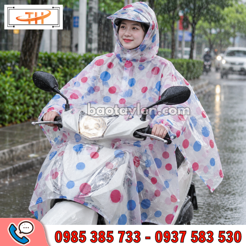 Áo mưa cánh dơi chấm bi mặc nhanh chóng khi gặp mưa Áo mưa cánh dơi chấm bi mặc nhanh chóng khi gặp mưa