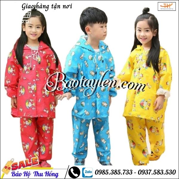 Áo mưa bộ em bé nhiều màu, đủ cỡ từ 3 đế 12 tuổi. Áo mưa bộ em bé nhiều màu, đủ cỡ từ 3 đế 12 tuổi.