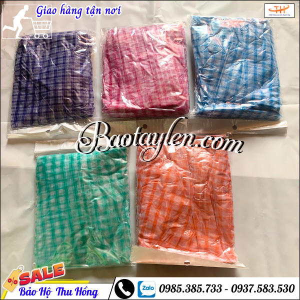 Áo mưa dùng 1 lần nhiều mẫu, đủ màu người lớn. Áo mưa dùng 1 lần nhiều mẫu, đủ màu người lớn.