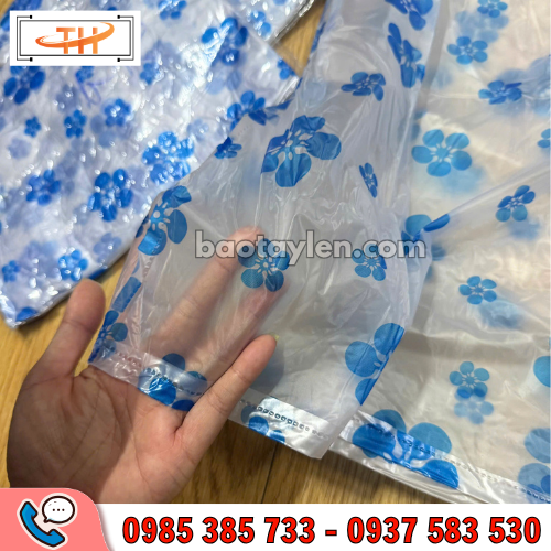 Áo mưa trẻ em trùm kín nhựa PVC trong suốt siêu nhẹ Áo mưa trẻ em trùm kín nhựa PVC trong suốt siêu nhẹ