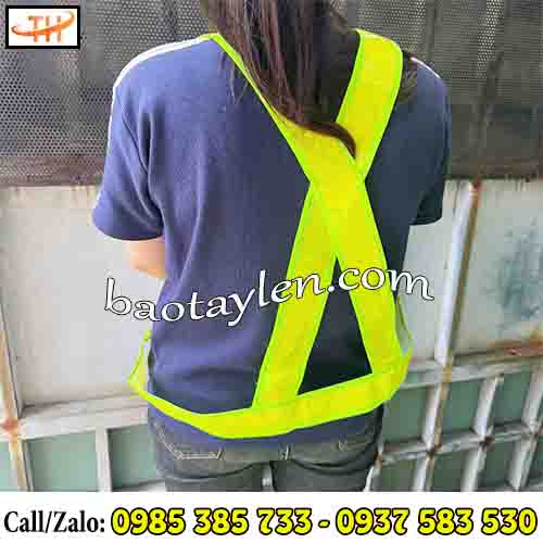 Áo dây phản quang dễ mặc, dễ tháo, không lo vướng Áo dây phản quang dễ mặc, dễ tháo, không lo vướng