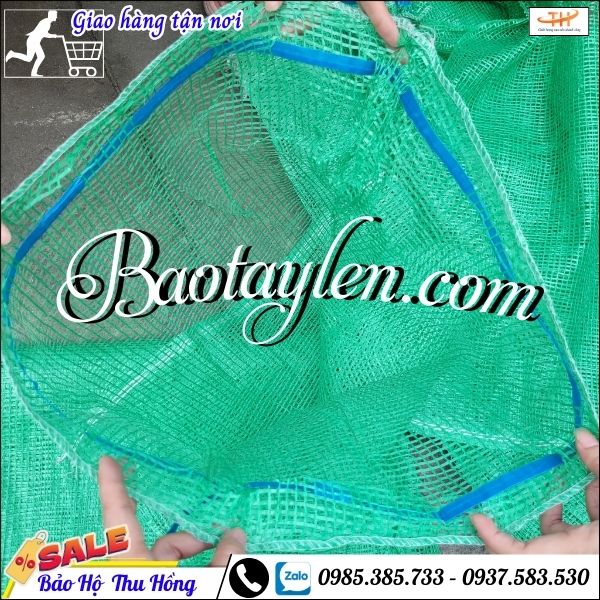 Bao tải xanh, đỏ đựng nông sản giá sỉ rẻ. Bao tải xanh, đỏ đựng nông sản giá sỉ rẻ.
