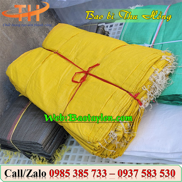 >>Bao tải đựng gạo - đóng hàng nhiều màu, đủ kích cỡ. >>Bao tải đựng gạo - đóng hàng nhiều màu, đủ kích cỡ.