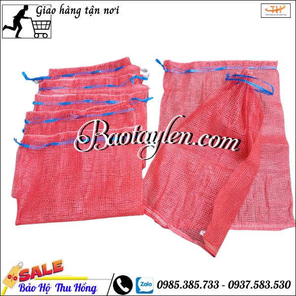 Bao tải lưới đựng nông sản màu đỏ miệng có dây rút. Bao tải lưới đựng nông sản màu đỏ miệng có dây rút.