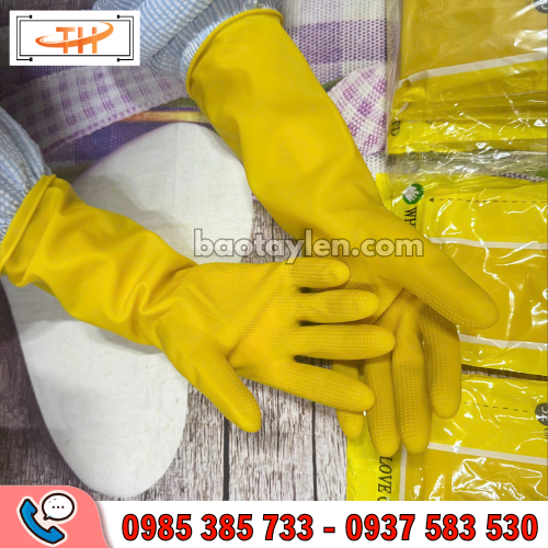 Găng tay cao su Combi Đông Cầu Vồng size S nhỏ gọn, phù hợp với những ai có bàn tay nhỏ Găng tay cao su Combi Đông Cầu Vồng size S nhỏ gọn, phù hợp với những ai có bàn tay nhỏ
