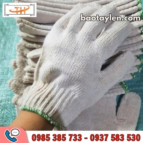 Bao tay len kem trắng 60gr ôm sát tay khi đeo  Bao tay len kem trắng 60gr ôm sát tay khi đeo