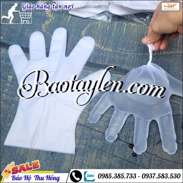 Găng tay nilon dùng 1 lần chống thấm. Găng tay nilon dùng 1 lần chống thấm.