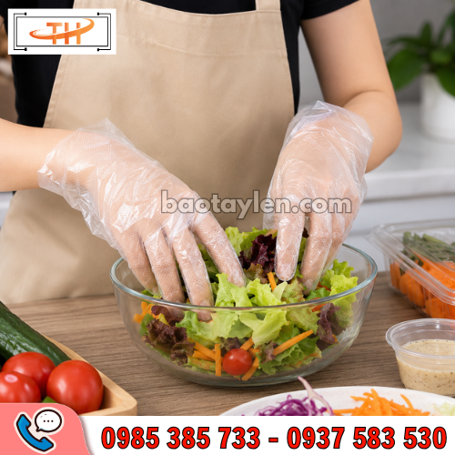 Bao tay nilon được dùng phổ biến trong chế biến thực phẩm Bao tay nilon được dùng phổ biến trong chế biến thực phẩm