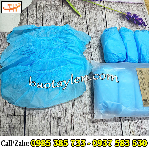 Bao trùm giày y tế vải không dệt sẵn sỉ rẻ Bao trùm giày y tế vải không dệt sẵn sỉ rẻ