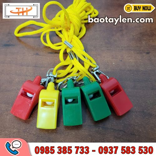 Còi thổi bằng nhựa sẵn tại Thu Hồng Còi thổi bằng nhựa sẵn tại Thu Hồng