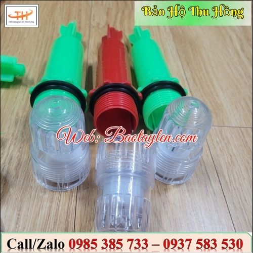 Chất liệu nhựa chịu được va đập mạnh và có độ bền cao. Chất liệu nhựa chịu được va đập mạnh và có độ bền cao.