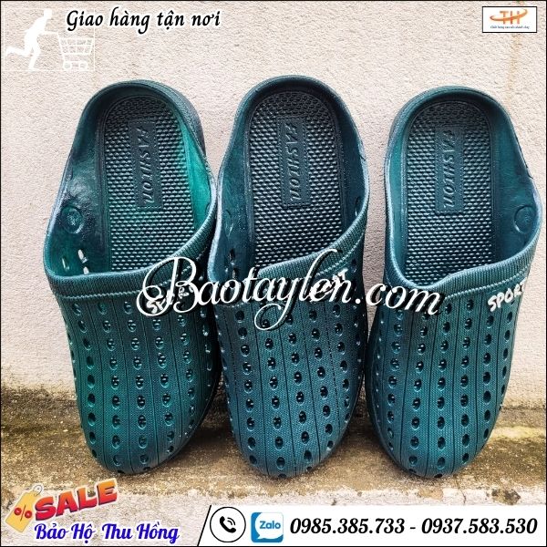 Dép nhựa đi mưa giá rẻ tại TP.HCM. Dép nhựa đi mưa giá rẻ tại TP.HCM.