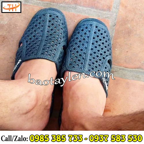 Dép tổ ong nhựa bít mũi nhẹ, thoáng chân Dép tổ ong nhựa bít mũi nhẹ, thoáng chân
