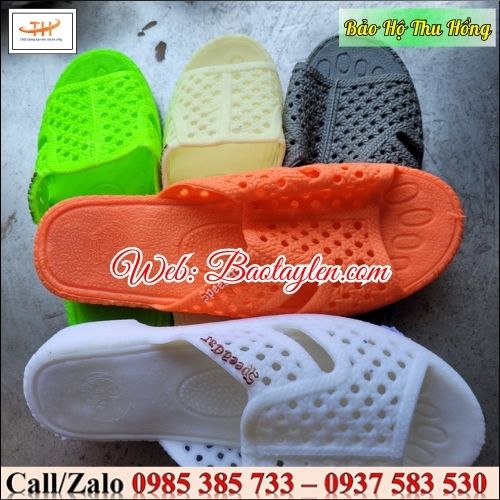 Dép có đầy đủ màu sắc phù hợp với nhiều nhu cầu khác nhau. Dép có đầy đủ màu sắc phù hợp với nhiều nhu cầu khác nhau.