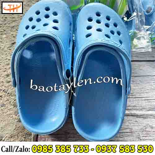 Dép sục Crocs có quai  Dép sục Crocs có quai