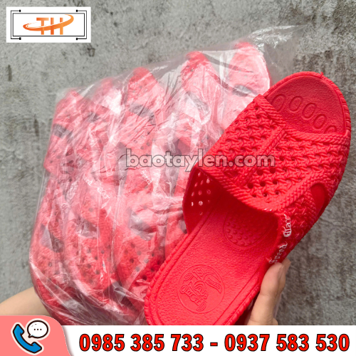Dép tổ ong đỏ nhựa dẻo sẵn tại Thu Hồng Dép tổ ong đỏ nhựa dẻo sẵn tại Thu Hồng