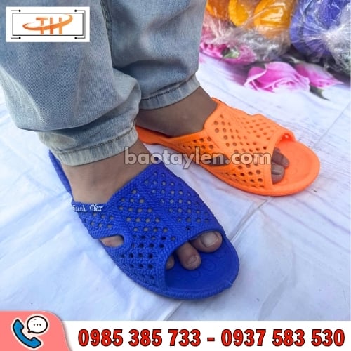 Dép tổ ong nhiều màu quai ngang thoáng chân khi mang Dép tổ ong nhiều màu quai ngang thoáng chân khi mang