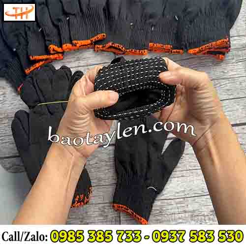 Găng tay poly màu đen thiết kế bo chun co giãn tốt, dễ đeo, dễ tháo Găng tay poly màu đen thiết kế bo chun co giãn tốt, dễ đeo, dễ tháo