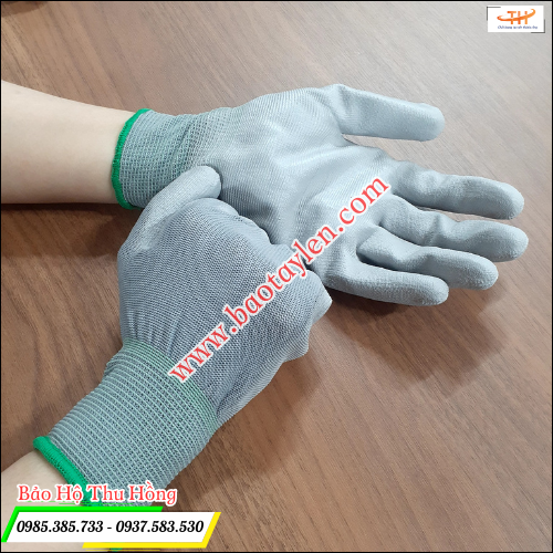Bao tay ôm sát tay, cử động dễ dàng linh hoạt. Bao tay ôm sát tay, cử động dễ dàng linh hoạt.