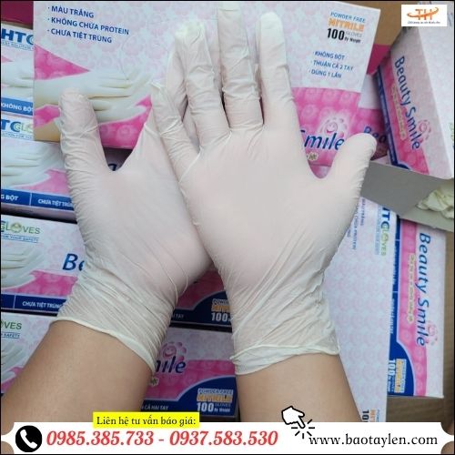 Găng tay nha khám chữa bệnh trong nha khoa. Găng tay nha khám chữa bệnh trong nha khoa.