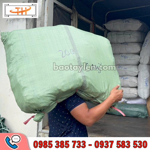 Thu Hồng bỏ si găng tay kaki giá tốt theo số lượng Thu Hồng bỏ si găng tay kaki giá tốt theo số lượng