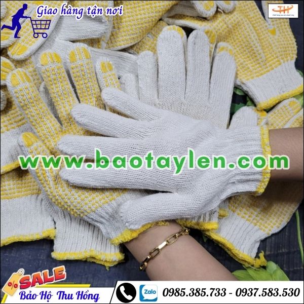Bao tay len bảo hộ hạt nhựa giá rẻ.  Bao tay len bảo hộ hạt nhựa giá rẻ.