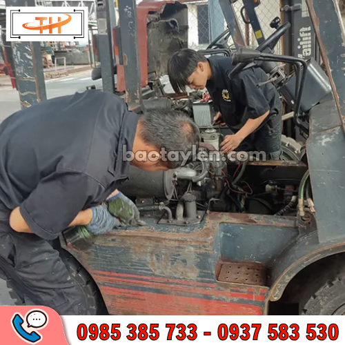 Bao tay len lao động muối tiêu được dùng phổ biến trong công nhân Bao tay len lao động muối tiêu được dùng phổ biến trong công nhân