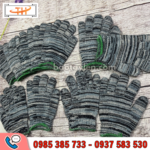 Găng tay len muối tiêu 90g hàng sẵn tại Thu Hồng Găng tay len muối tiêu 90g hàng sẵn tại Thu Hồng