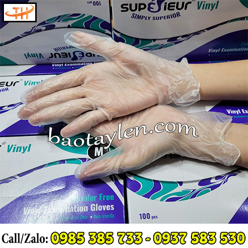 Găng tay vinyl trong suốt không bột nhẹ, dễ đeo tháo Găng tay vinyl trong suốt không bột nhẹ, dễ đeo tháo