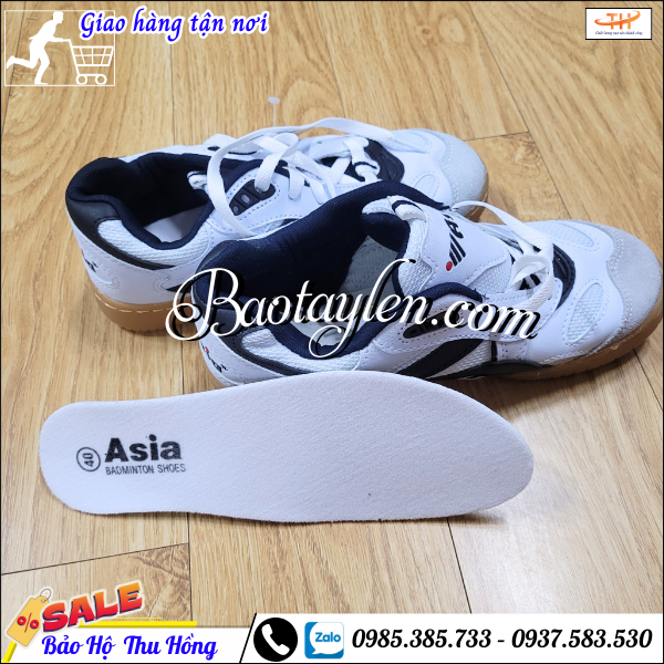 Giày thể thao bata Assia. Giày thể thao bata Assia.