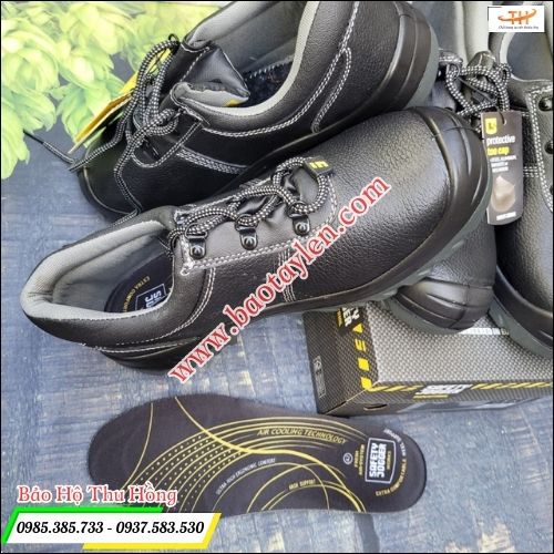 Giày bảo hộ chống tĩnh điện, chống va đập, chống thấm nước. Giày bảo hộ chống tĩnh điện, chống va đập, chống thấm nước.