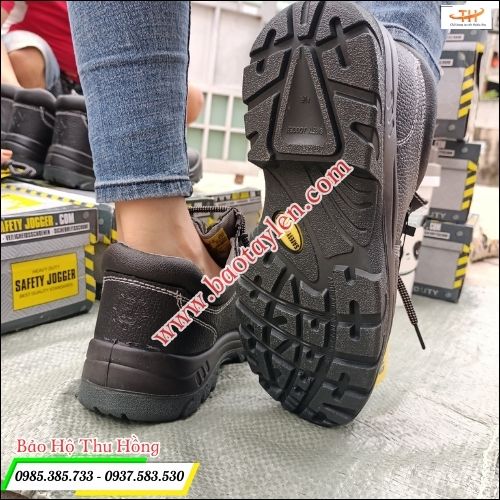 Giày lao động chống đinh, chống trợt, chống hóa chất. Giày lao động chống đinh, chống trợt, chống hóa chất.