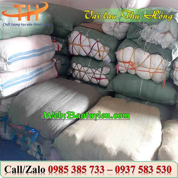>>Hình ảnh nhân viên Thu Hồng giao vải lau công nghiệp giá rẻ >>Hình ảnh nhân viên Thu Hồng giao vải lau công nghiệp giá rẻ