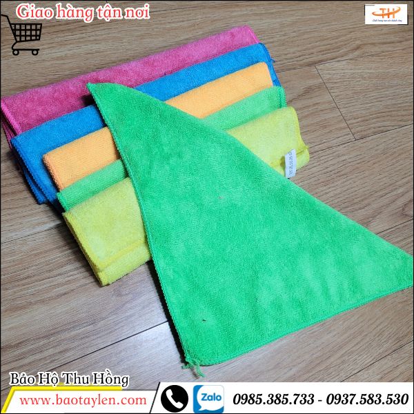 Khăn lau sợi microfiber. Khăn lau sợi microfiber.