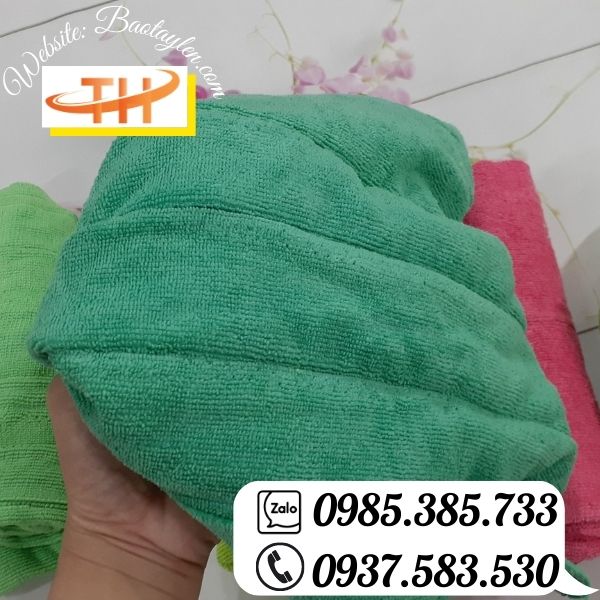 >>Bề mặt khăn mềm mịn an toàn với da tay cũng như vật dụng được lau. >>Bề mặt khăn mềm mịn an toàn với da tay cũng như vật dụng được lau.