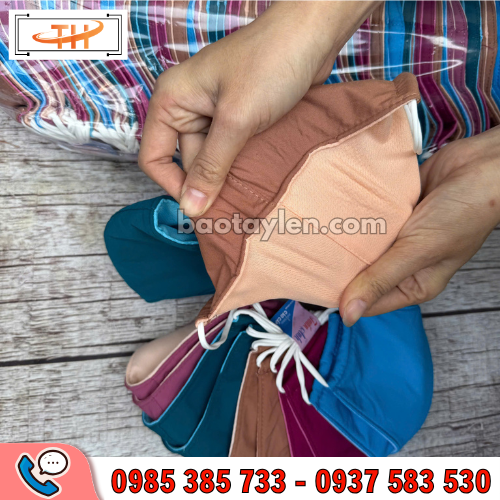 Khẩu trang vải cotton được may 2 lớp chắc chắn Khẩu trang vải cotton được may 2 lớp chắc chắn