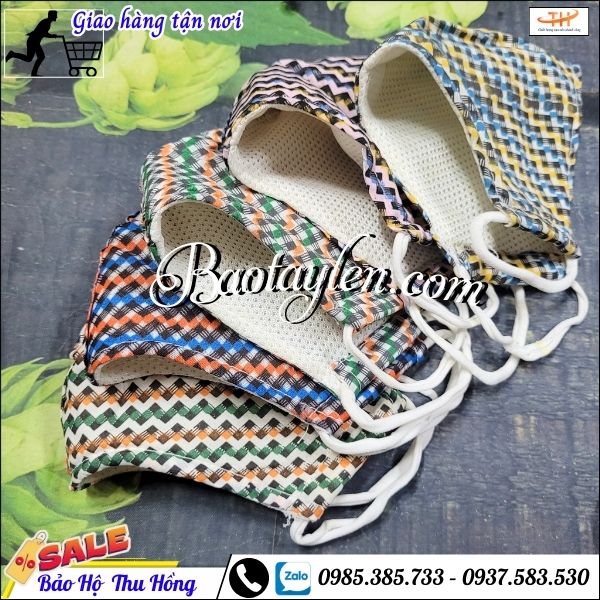 Khẩu trang vải chống nắng nhiều lớp giá rẻ. Khẩu trang vải chống nắng nhiều lớp giá rẻ.