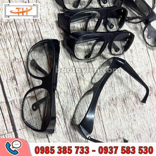 Kính bảo hộ lao động ĐKT Kính bảo hộ lao động ĐKT