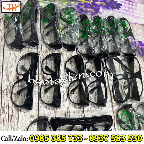 Kính bảo hộ lao động DKT giá tốt sẵn số lượng Kính bảo hộ lao động DKT giá tốt sẵn số lượng