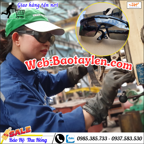 Kính bảo hộ lao động có khả năng chịu tốt được tác động mạnh khi làm việc Kính bảo hộ lao động có khả năng chịu tốt được tác động mạnh khi làm việc