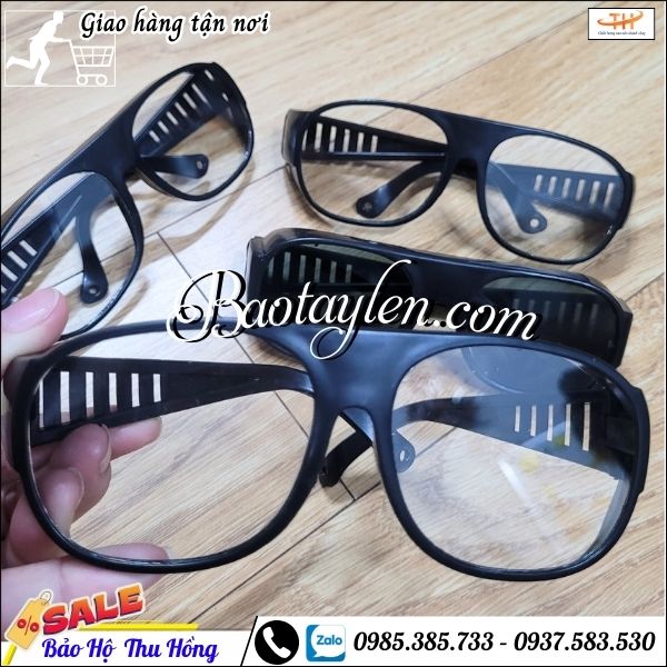 Kính bảo hộ chất lượng, thiết kế 0 độ. Kính bảo hộ chất lượng, thiết kế 0 độ.