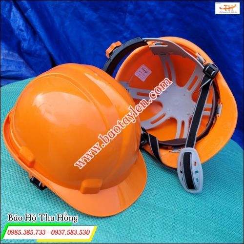 Mũ bảo hộ lao động nhựa cúng chống va đập. Mũ bảo hộ lao động nhựa cúng chống va đập.