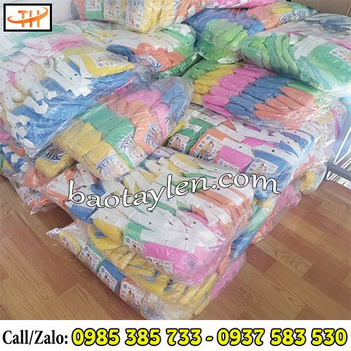 Áo mưa nilon dùng 1 lần sẵn số lượng Áo mưa nilon dùng 1 lần sẵn số lượng