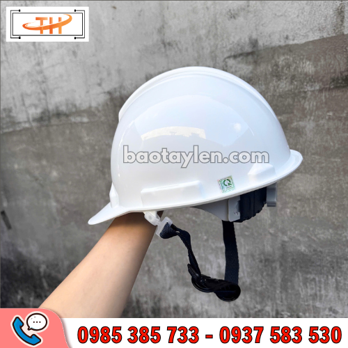 Nón bảo hộ trắng Thùy Dương thiết kế đơn giản, gọn nhẹ Nón bảo hộ trắng Thùy Dương thiết kế đơn giản, gọn nhẹ